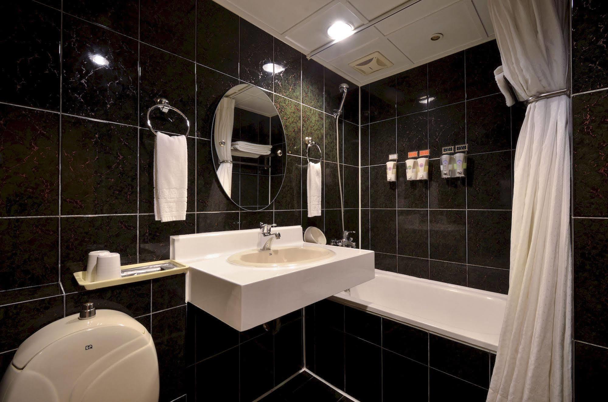 גאושיונג Goodness Hotel מראה חיצוני תמונה