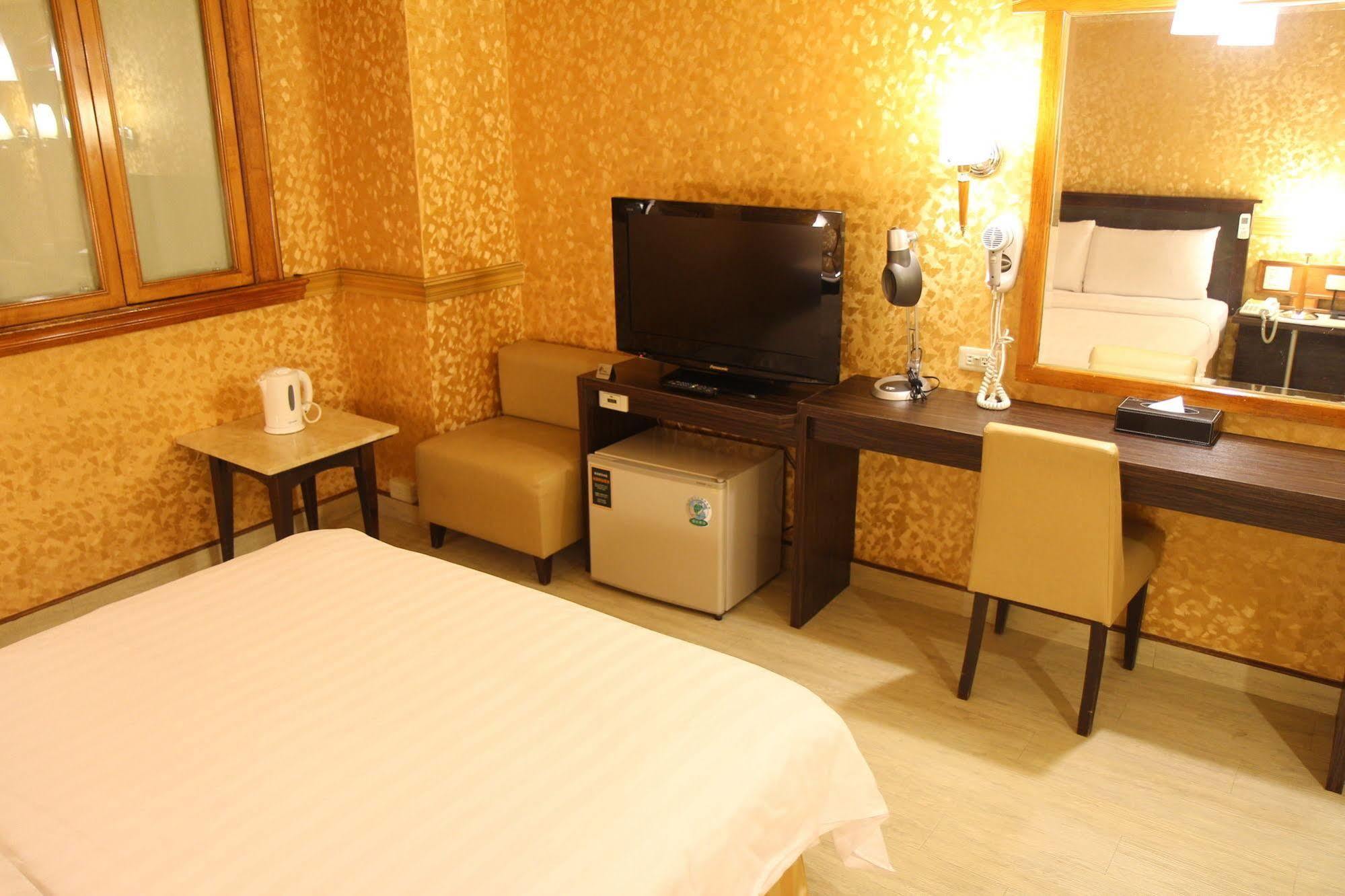 גאושיונג Goodness Hotel מראה חיצוני תמונה